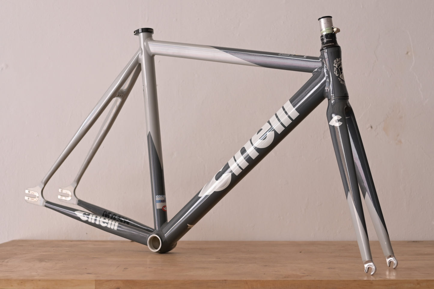 Cinelli Mash Grey Benny gold 50cm