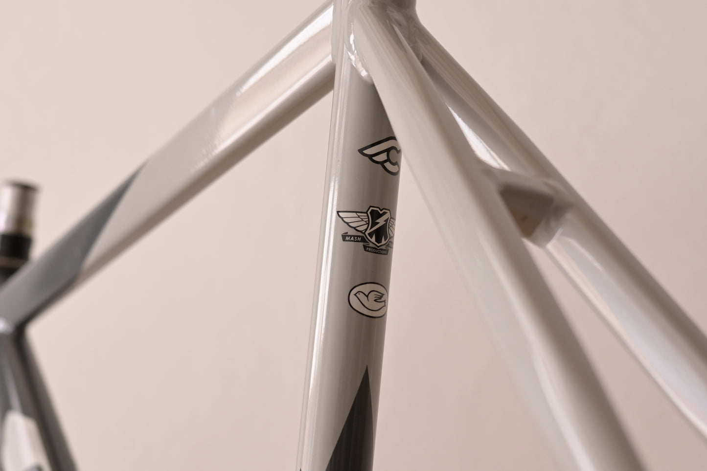 Cinelli Mash Grey Benny gold 50cm